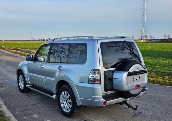 Mitsubishi Pajero cena 44900 przebieg: 289286, rok produkcji 2010 z Maszewo małe 352